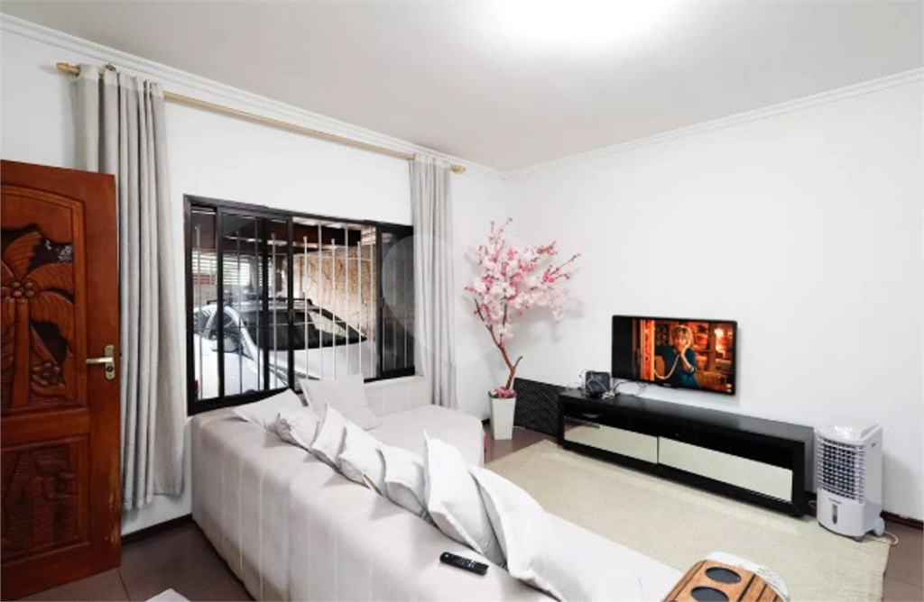 Casa - Vila Sabrina - 4 Quartos / Dormitórios - 2 Vagas - Venda / Compra