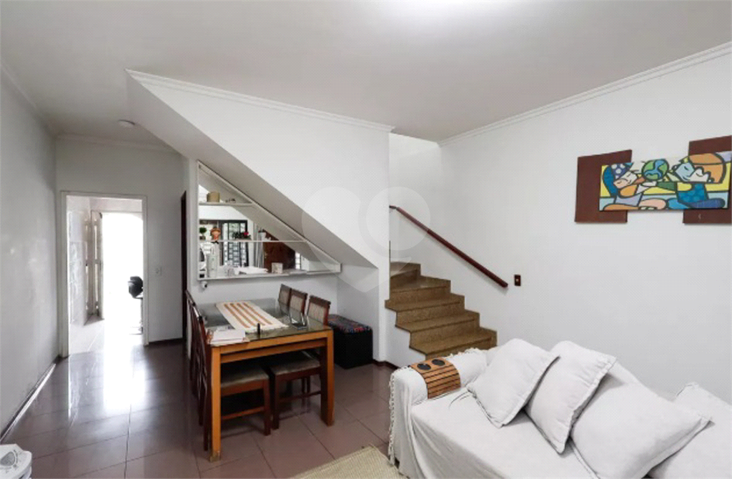 Casa - Vila Sabrina - 4 Quartos / Dormitórios - 2 Vagas - Venda / Compra