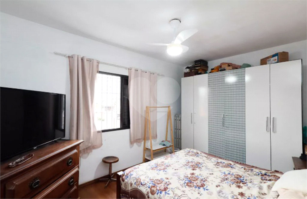 Casa - Vila Sabrina - 4 Quartos / Dormitórios - 2 Vagas - Venda / Compra