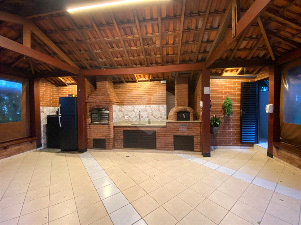 Apartamento com 2 quartos 3 vagas e sacada na Vila Pauliceia