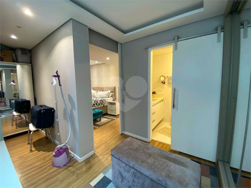 Apartamento com 2 quartos 3 vagas e sacada na Vila Pauliceia