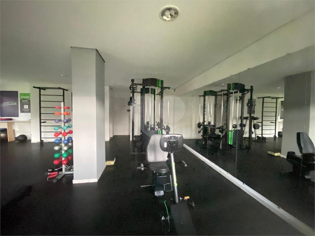 Apartamento com 2 quartos 3 vagas e sacada na Vila Pauliceia