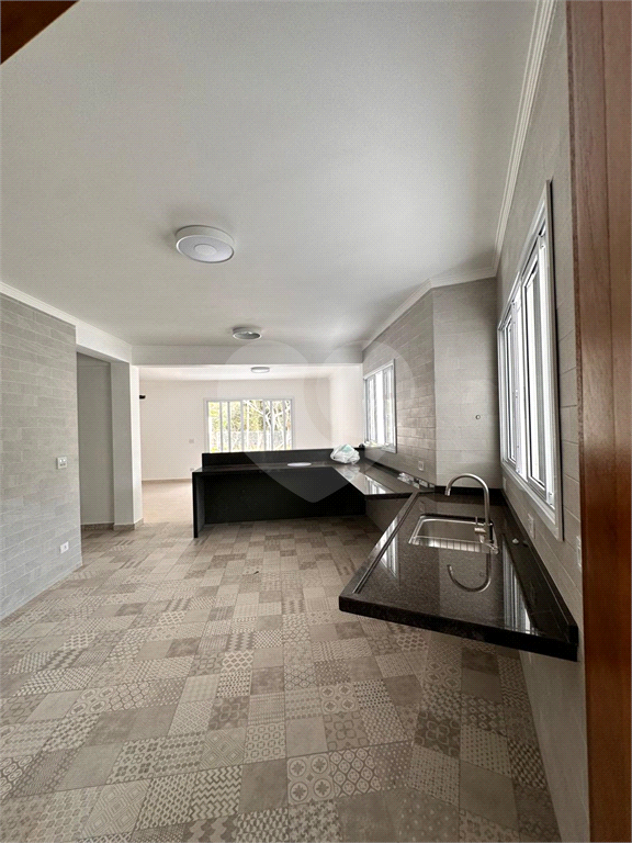 Casa Alto Padrão à Venda no Condomínio Alpes – 4 Dormitórios, Piscina, 2 Vagas, 1.000 m² de Terreno – Guararema/SP
