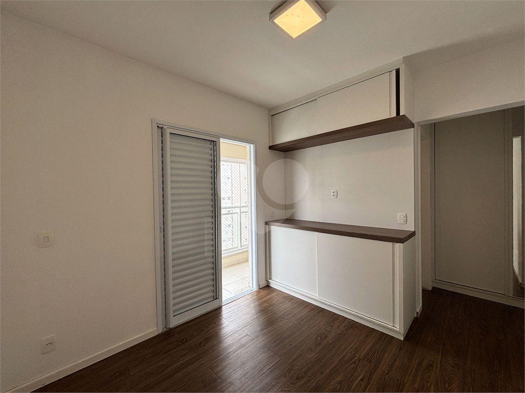 Apartamento com 4 dormitórios e 3 vagas na Barra Funda