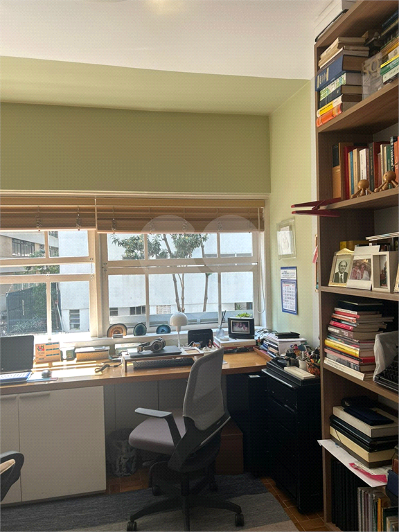 APARTAMENTO À VENDA COM 3 QUARTOS NO JARDIM PAULISTA