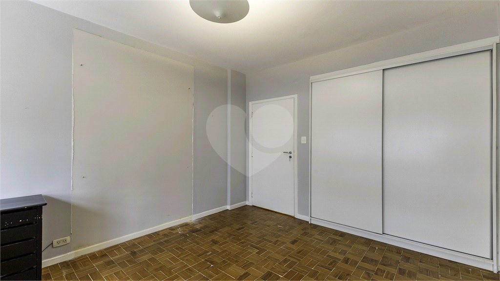 APARTAMENTO À VENDA JARDIM PAULISTA COM 3 DORMITÓRIOS ( 1 SUÍTE ) - 1 VAGA - 175M2