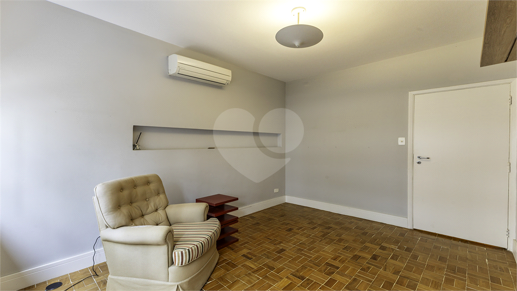 APARTAMENTO À VENDA JARDIM PAULISTA COM 3 DORMITÓRIOS ( 1 SUÍTE ) - 1 VAGA - 175M2