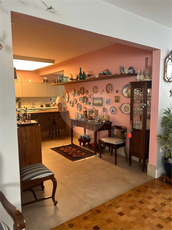 APARTAMENTO À VENDA COM 3 QUARTOS NO JARDIM PAULISTA
