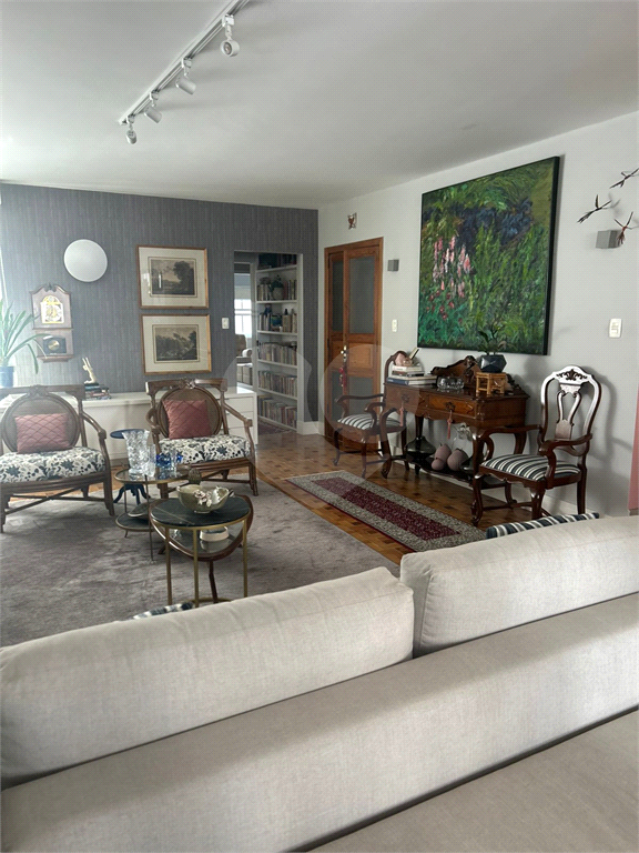 APARTAMENTO À VENDA COM 3 QUARTOS NO JARDIM PAULISTA