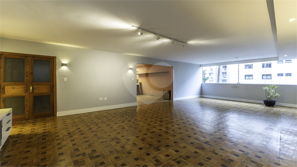 APARTAMENTO À VENDA JARDIM PAULISTA COM 3 DORMITÓRIOS ( 1 SUÍTE ) - 1 VAGA - 175M2
