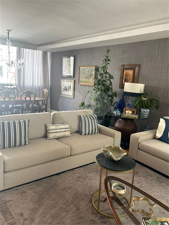 APARTAMENTO À VENDA COM 3 QUARTOS NO JARDIM PAULISTA