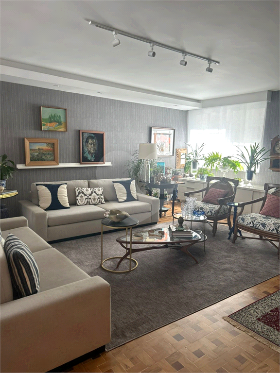 APARTAMENTO À VENDA COM 3 QUARTOS NO JARDIM PAULISTA