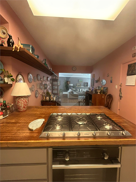 APARTAMENTO À VENDA COM 3 QUARTOS NO JARDIM PAULISTA