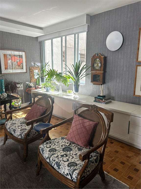 APARTAMENTO À VENDA COM 3 QUARTOS NO JARDIM PAULISTA