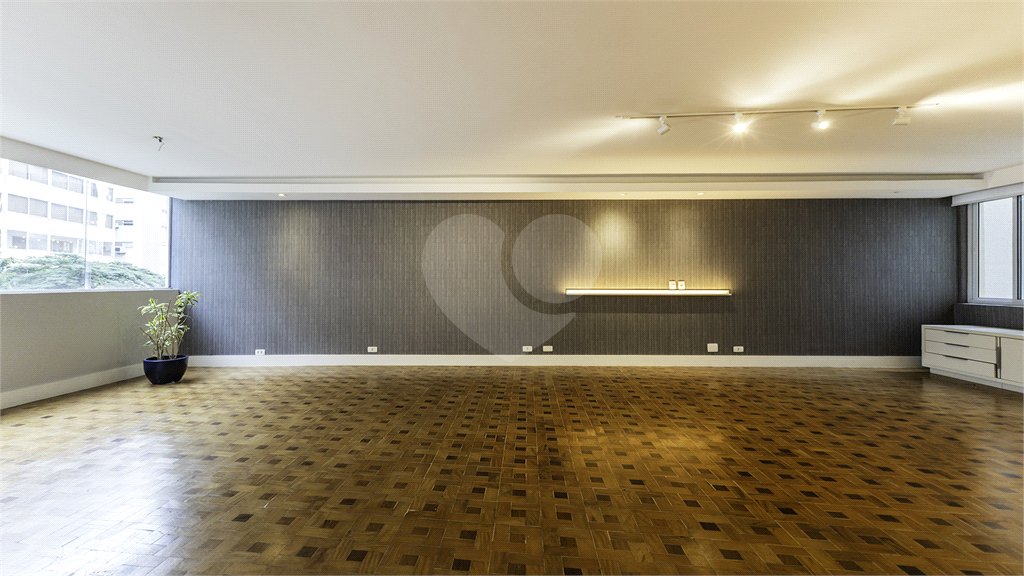 APARTAMENTO À VENDA JARDIM PAULISTA COM 3 DORMITÓRIOS ( 1 SUÍTE ) - 1 VAGA - 175M2