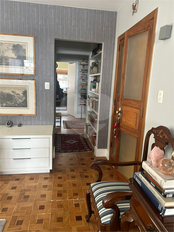 APARTAMENTO À VENDA COM 3 QUARTOS NO JARDIM PAULISTA