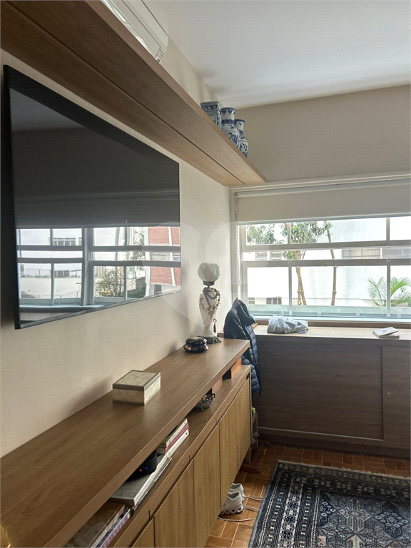 APARTAMENTO À VENDA COM 3 QUARTOS NO JARDIM PAULISTA