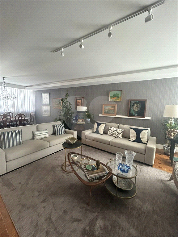 APARTAMENTO À VENDA COM 3 QUARTOS NO JARDIM PAULISTA