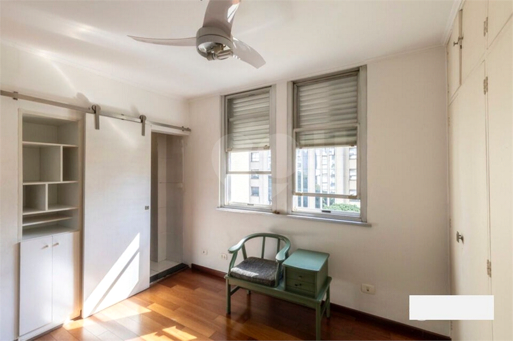 Apartamento à Venda - Santa Cecília, 3 Quartos, 160m2
Este espaçoso apartamento de 162 m² oferece uma combinação perfeita de conforto e localização privilegiada!!