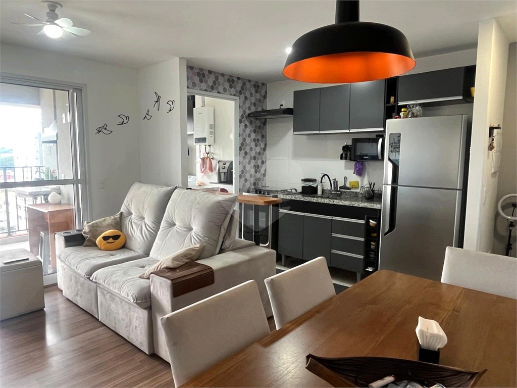 Apartamento 2 dormitórios - Condomínio Amaro - V. Cruzeiro / SP