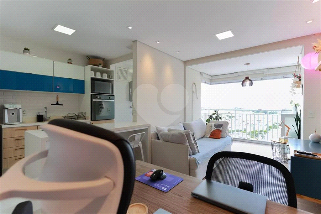 Apartamento á venda na Avenida do Guacá