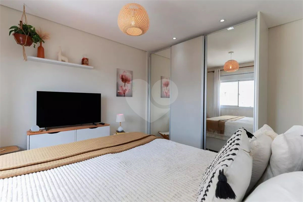 Apartamento á venda na Avenida do Guacá