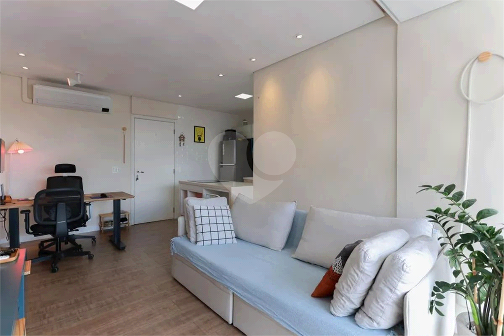 Apartamento á venda na Avenida do Guacá