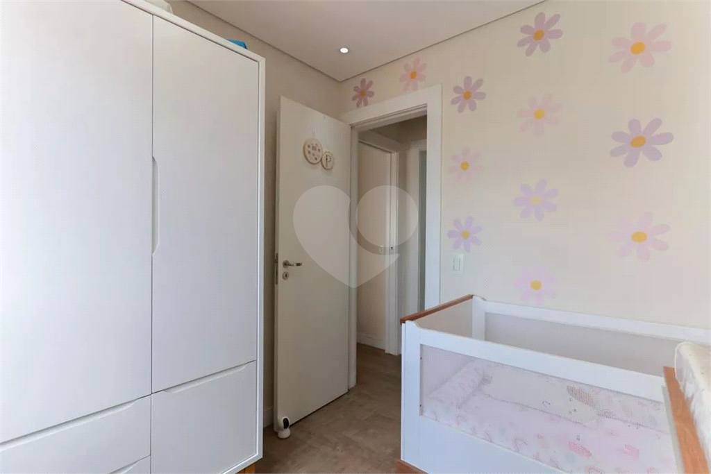 Apartamento á venda na Avenida do Guacá