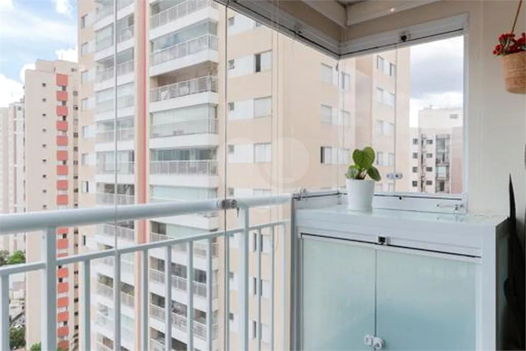 Apartamento á venda na Avenida do Guacá