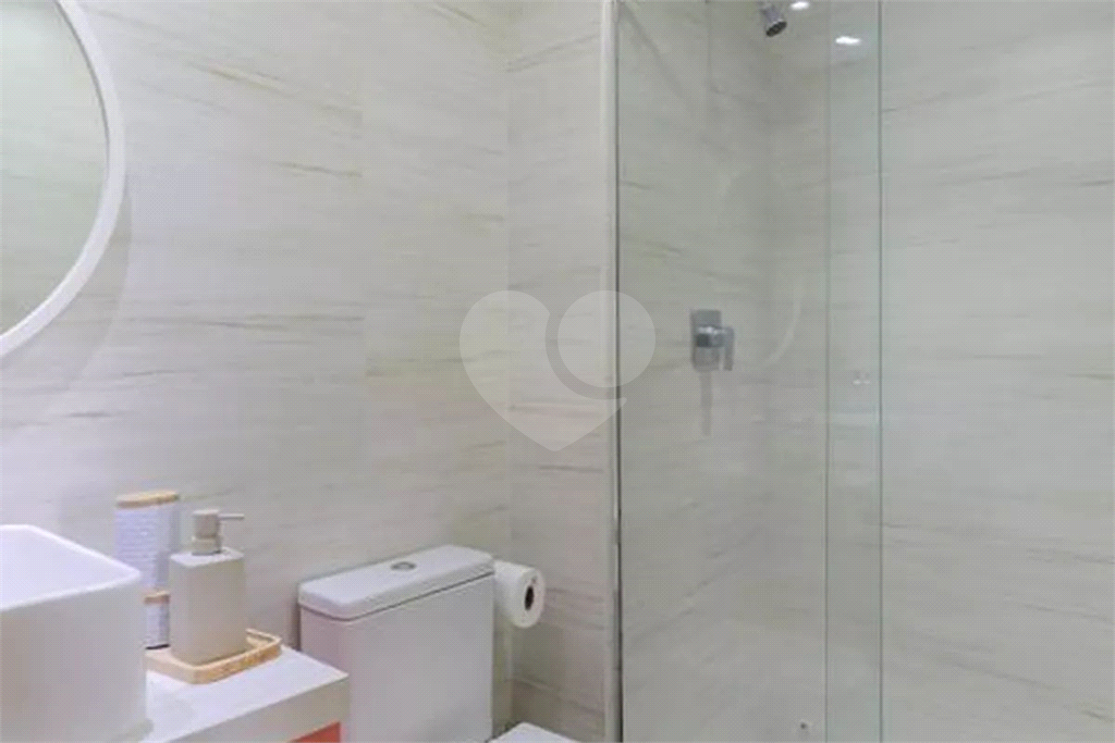 Apartamento á venda na Avenida do Guacá