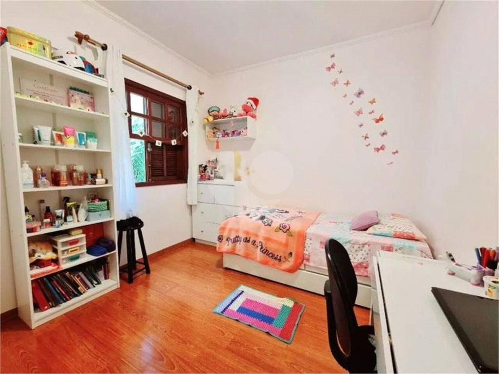 Casa de Condomínio à venda | 110 m² | 3 dormitórios, 1 suíte | 2 vagas no Horto Florestal!