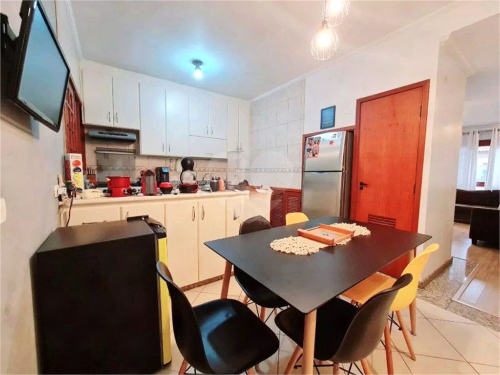 Casa de Condomínio à venda | 110 m² | 3 dormitórios, 1 suíte | 2 vagas no Horto Florestal!