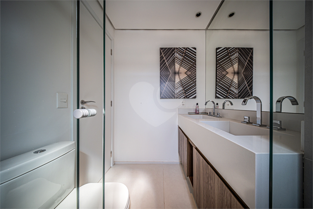 Onde a Sofisticação Encontra a Serenidade em Perdizes - 3 Suítes nesse apartamento de alto padrão. 