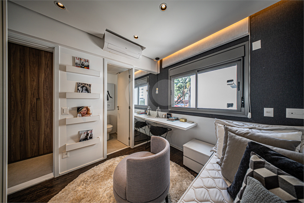 Onde a Sofisticação Encontra a Serenidade em Perdizes - 3 Suítes nesse apartamento de alto padrão. 