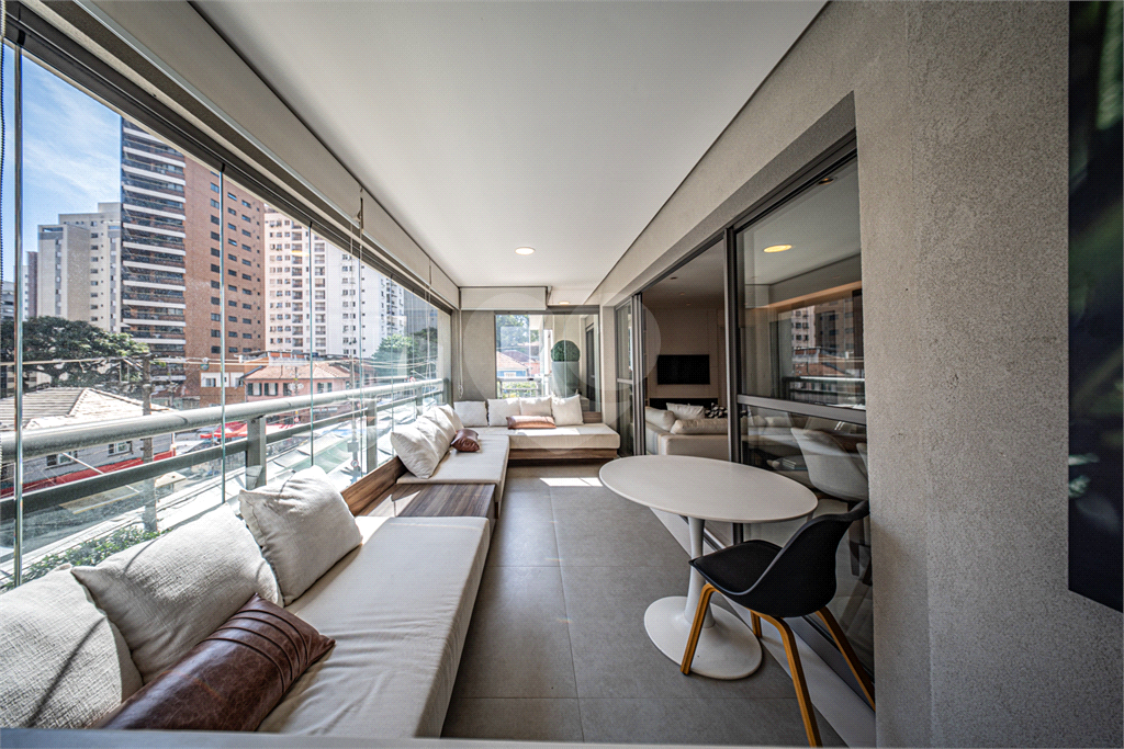 Onde a Sofisticação Encontra a Serenidade em Perdizes - 3 Suítes nesse apartamento de alto padrão. 