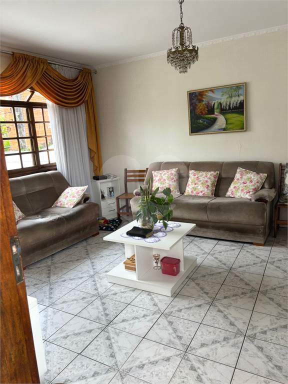 Sobrado à venda – conforto e espaço para toda a família