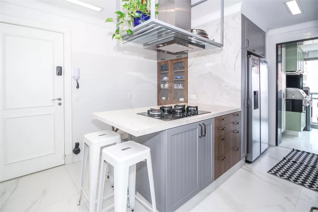 Apartamento Perdizes 3 suites e 2 vagas de garagem 