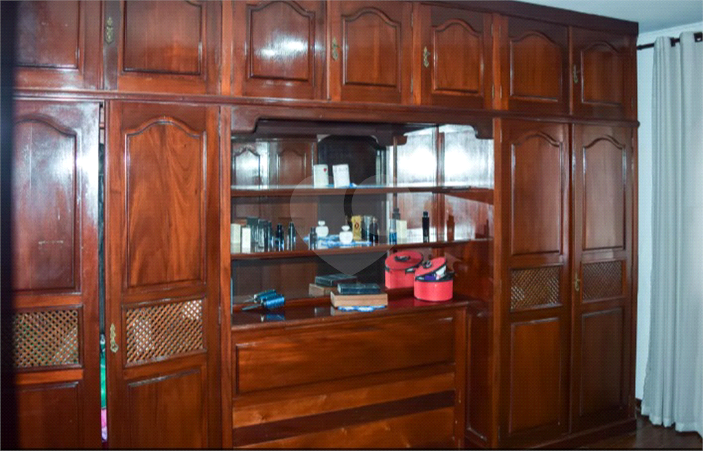 Casa - Vila Carrão - 4 Quartos - 6 Vagas - Locação / Aluguel