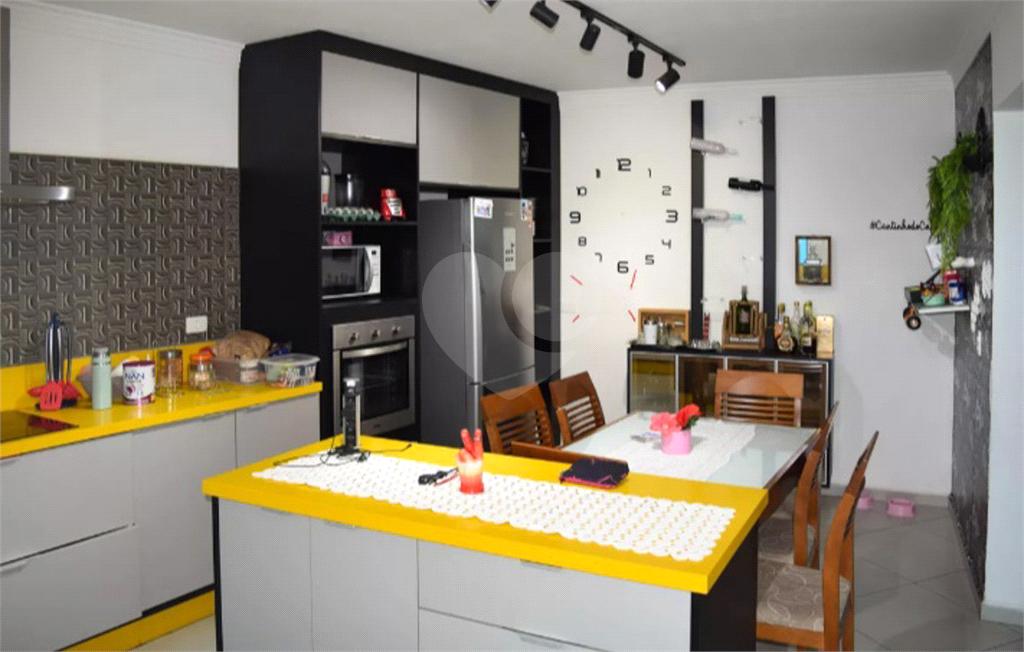 Casa - Vila Carrão - 4 Quartos - 6 Vagas - Locação / Aluguel