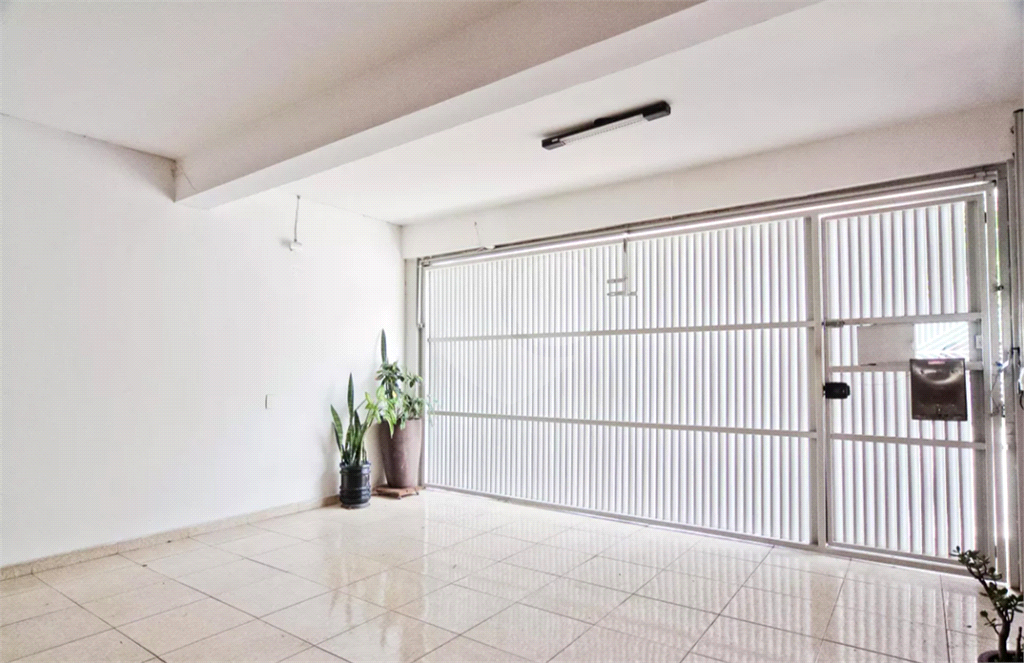 Casa - Lauzane Paulista - 3 Quartos / Dormitórios - 2 Vagas - Venda / Compra