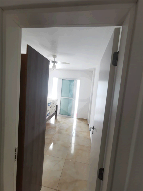 Apartamento - Mongaguá - 2 Quartos / Dormitórios- 1  Vaga - Venda / Compra