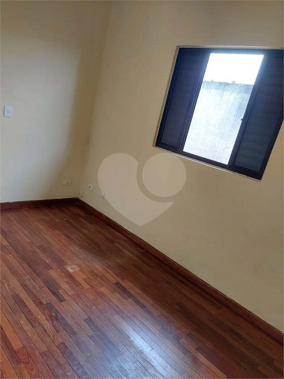 Sobrado Amplo com 3 Dorms (1 Suíte com Varanda) e 2 Vagas