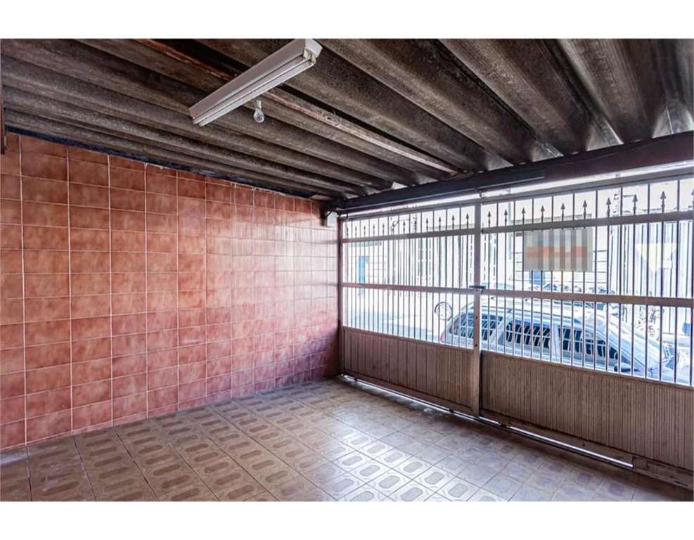 Casa de locação uma suíte e duas vagas Freguesia do O 