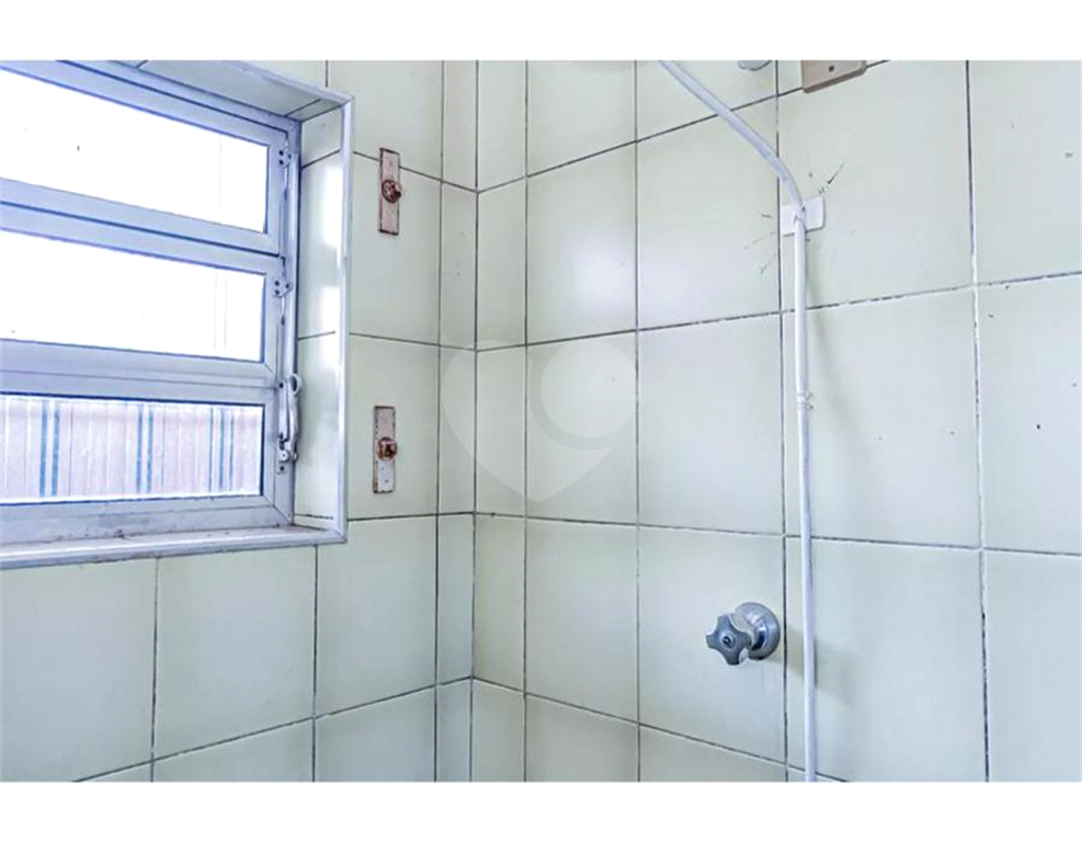 Casa de locação uma suíte e duas vagas Freguesia do O 