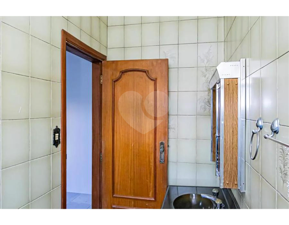 Casa de locação uma suíte e duas vagas Freguesia do O 