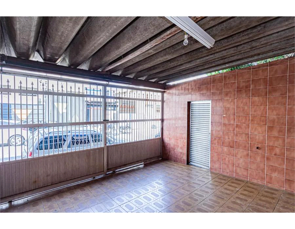 Casa de locação uma suíte e duas vagas Freguesia do O 