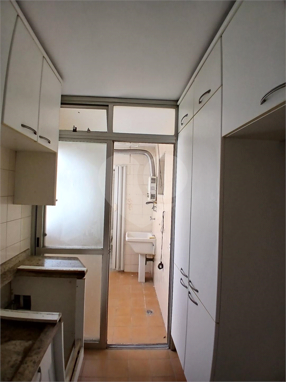 Apartamento de 73m2, 02 Dormitórios e 01 Vaga