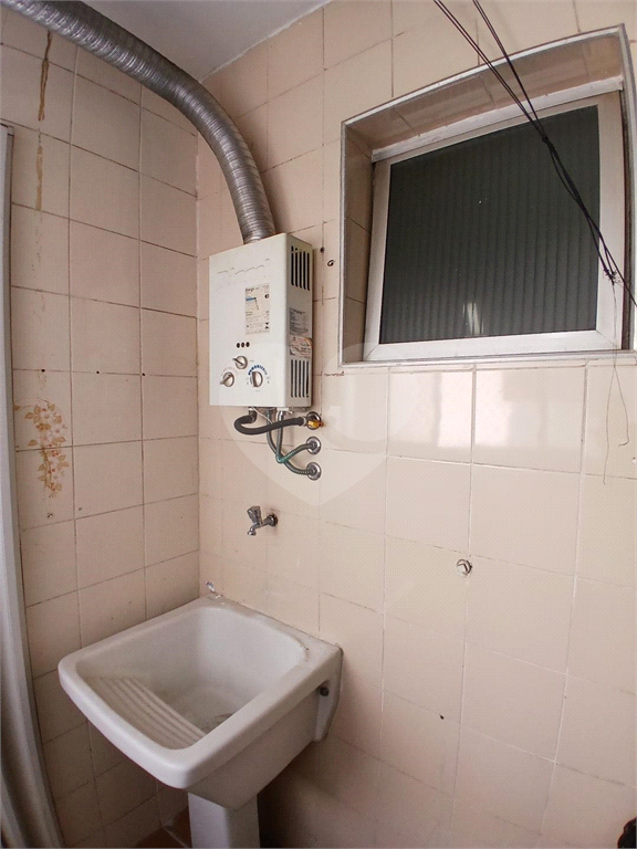 Apartamento de 73m2, 02 Dormitórios e 01 Vaga