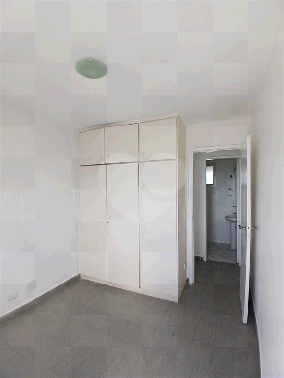 Apartamento de 73m2, 02 Dormitórios e 01 Vaga