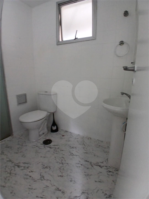 Apartamento de 73m2, 02 Dormitórios e 01 Vaga